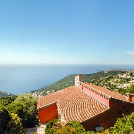 Sleeps 8 Pool Air Con Wifi