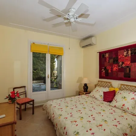 Sleeps 8 Pool Air Con Wifi Willa *
